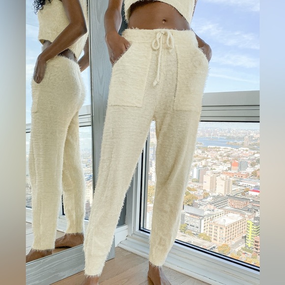 Lulus Set - Cream Fuzzy Cropped Tank & Drawstring Joggers - Picture 6 of 14